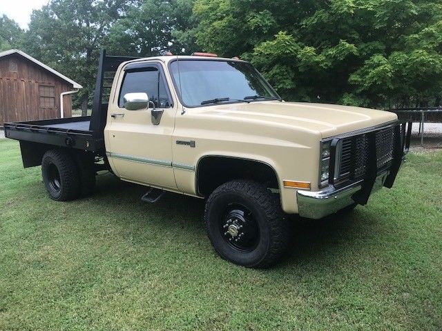 1980 Chevrolet C/K Pickup 3500 SIERRA - photo 2