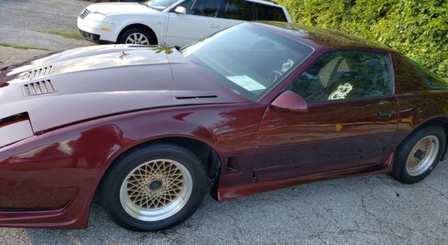 RESTORED 1988 PONTIAC TRANS AM $9,000 ON ENGINE UPGRADES $8,000 ON CUSTOM B 1988 Pontiac Trans Am