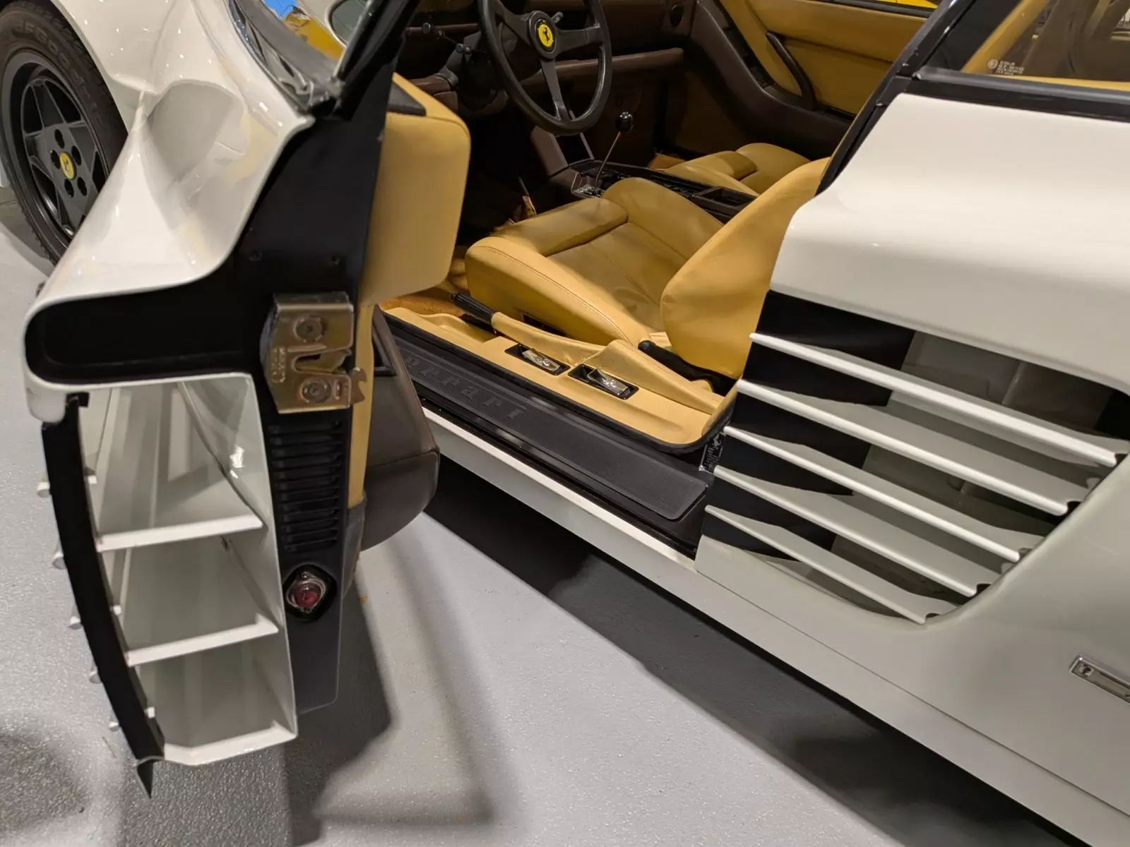 1988 Ferrari Testarossa - photo 5