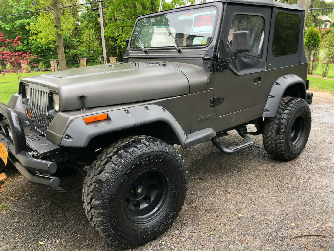 1989 Jeep Wrangler - photo 2