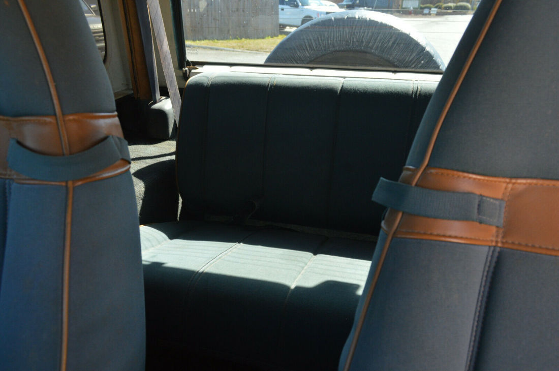 1994 Jeep Wrangler Sahara - photo 11
