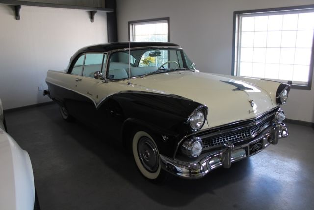 1955 Ford Fairlane Victoria - photo 5