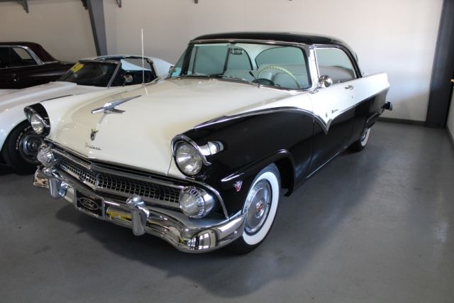 1955 Ford Fairlane Victoria - photo 6