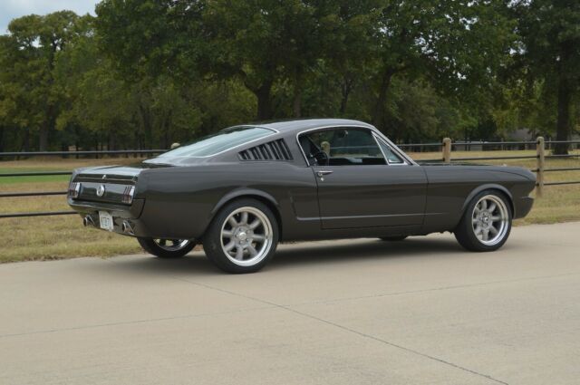 1965 Ford Mustang 2+2 - photo 6