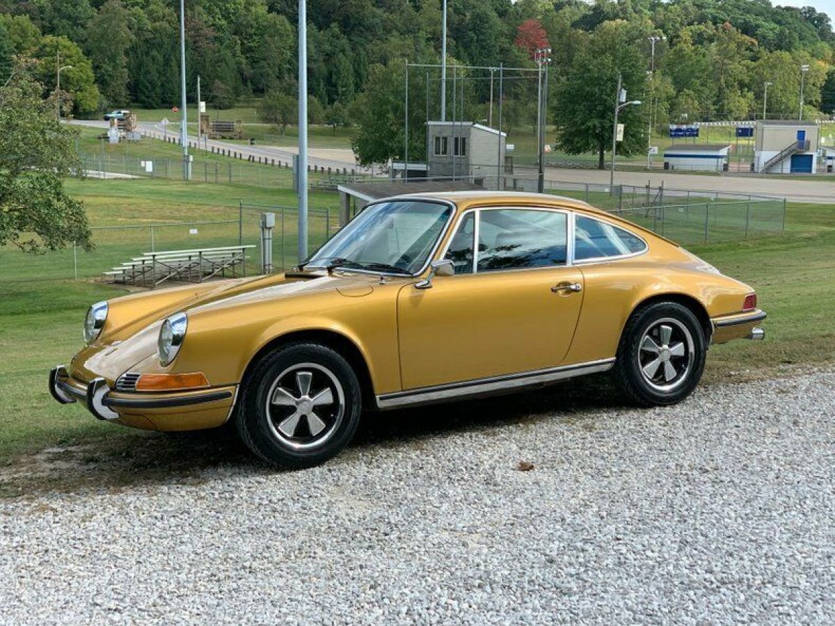 Restored 72 911T Longhood Coupe 1972 Porsche 911 T