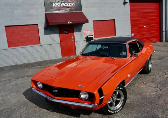 1969 Chevrolet Camaro SS396 - photo 2