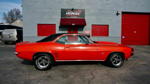 1969 Chevrolet Camaro SS396 - photo 8