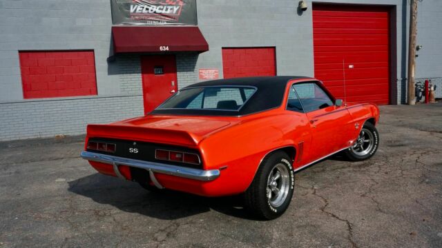 1969 Chevrolet Camaro SS396 - photo 9