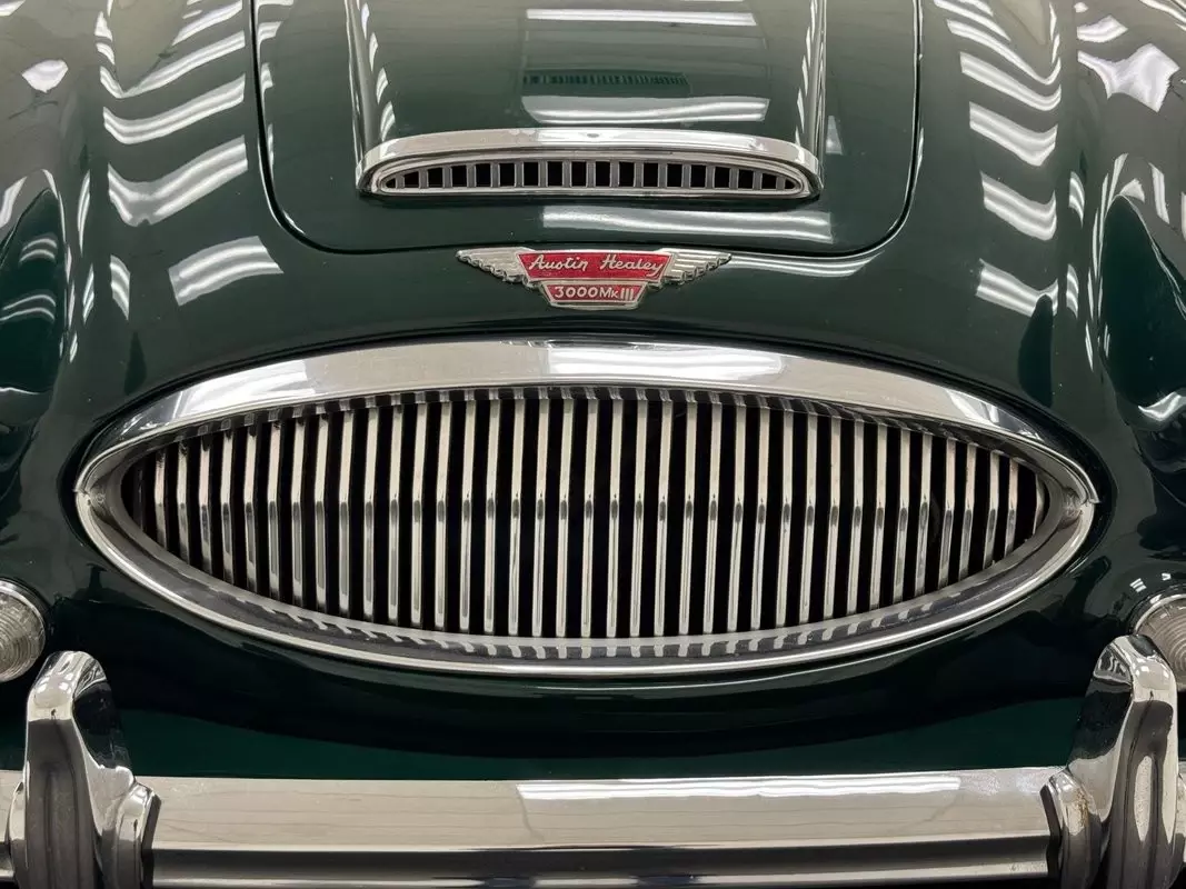 1967 Austin-Healey 3000 MK III Roadster - photo 12
