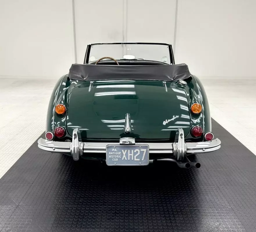 1967 Austin-Healey 3000 MK III Roadster - photo 7