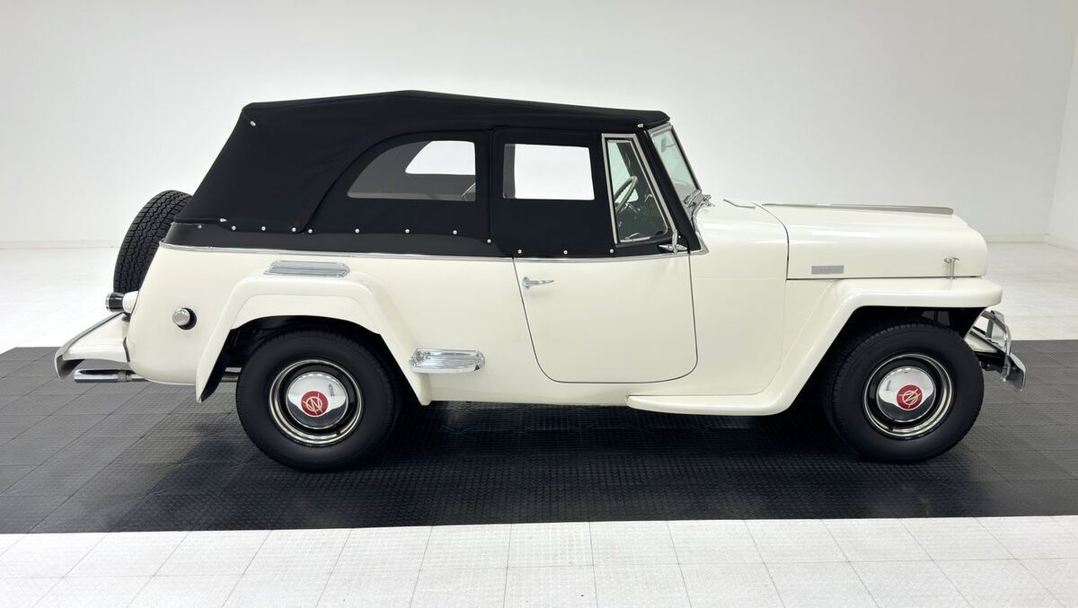 1949 Willys Jeepster - photo 9