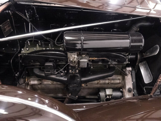 1933 Packard Model 1004 Super Eight Touring - photo 10