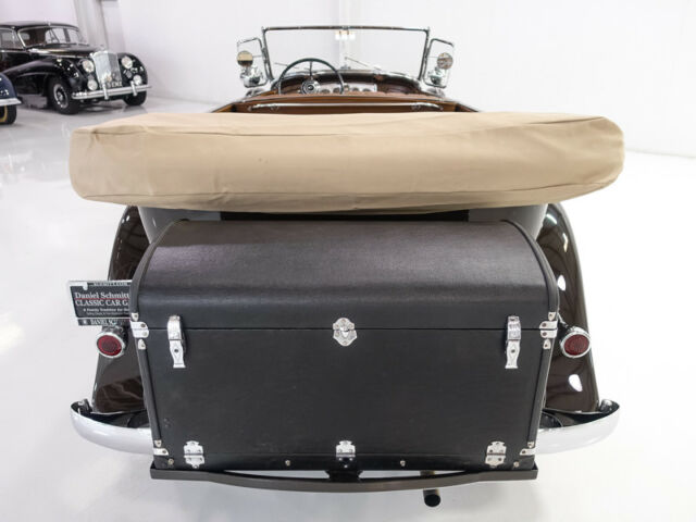 1933 Packard Model 1004 Super Eight Touring - photo 6