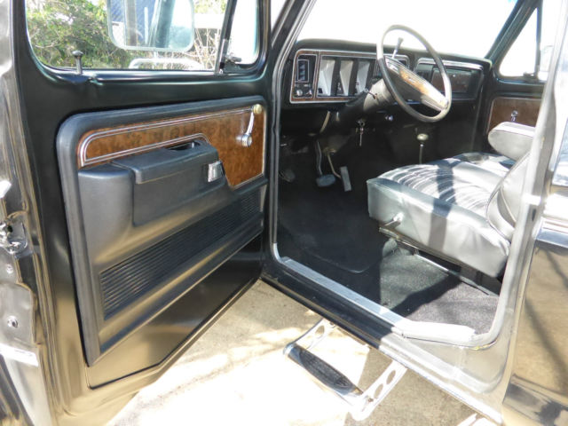 1979 Ford Bronco Ranger XLT Sport Utility 2-Door - photo 7