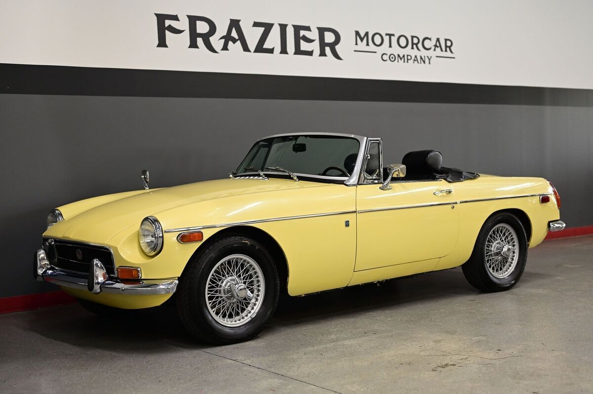 RESTORED CALIFORNIA LIFE SPLIT BUMPER MATCHING NUMBERS HERITAGE TRUST CERTIFICA 1970 MG RESTORED MGB