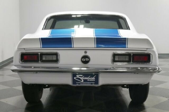 1967 Chevrolet Camaro RS - photo 12