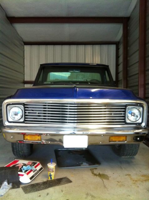 Restored Chevy C10 with Custom Body Work and Aftermarket Additions 1971 Chevrolet C-10