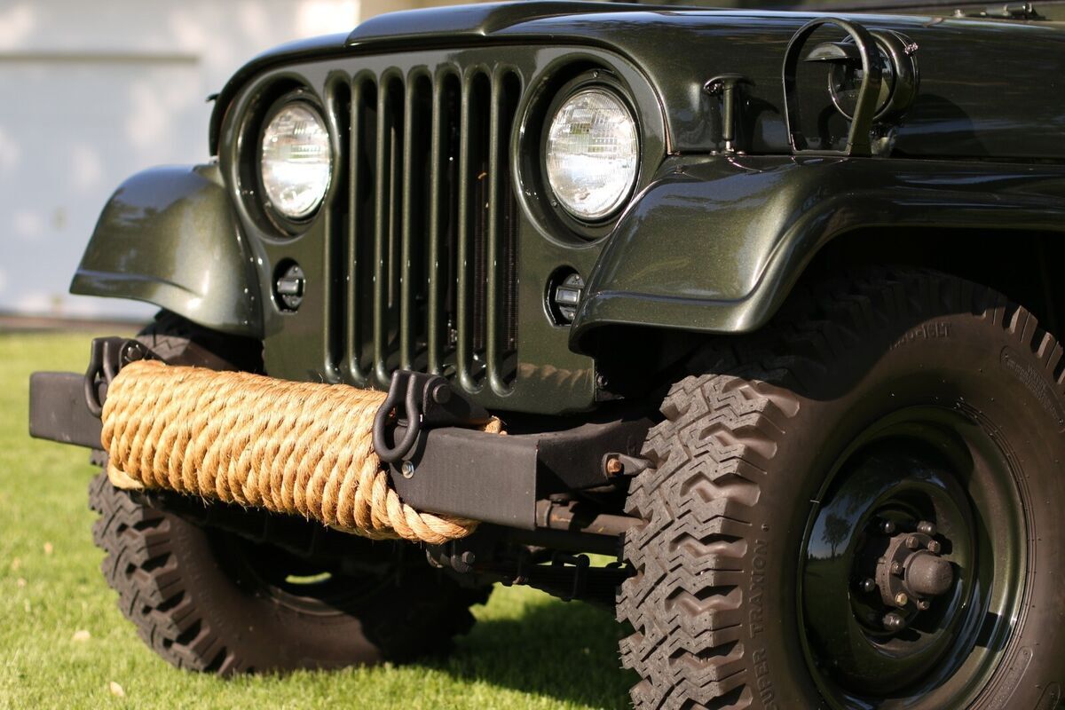 1954 Willys M38A1 - photo 2