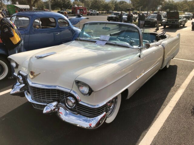 RESTORED COLLECTOR'S ITEM, WAY UNDER BOOK, POWER STEER/BRAKE/WIN/TOP, EXCELLENT 1954 Cadillac Eldorado Convertible