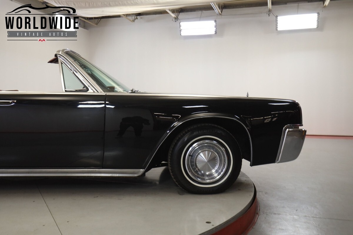 1962 Lincoln Continental Convertible - photo 12