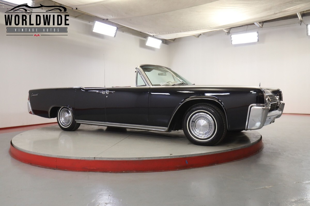 1962 Lincoln Continental Convertible - photo 2