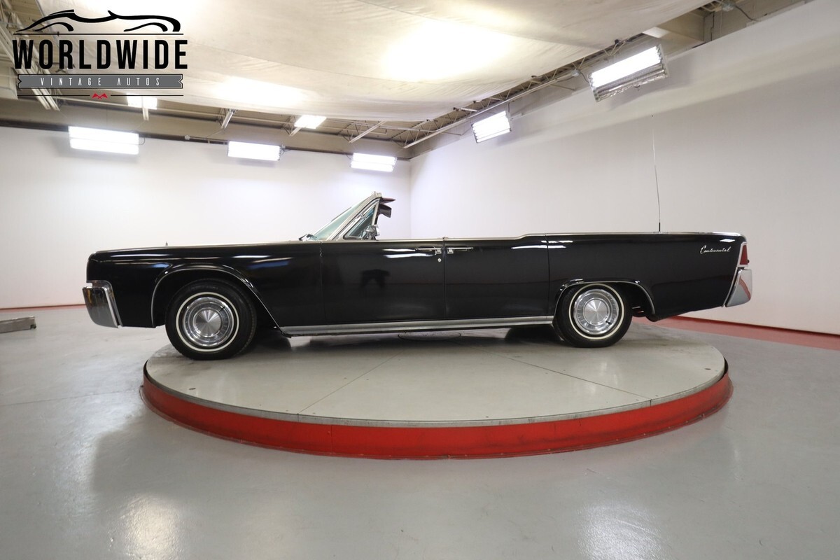 1962 Lincoln Continental Convertible - photo 3