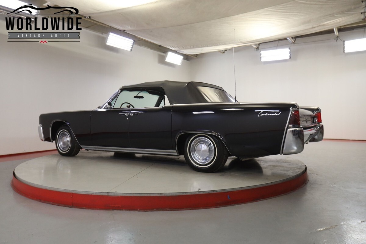 1962 Lincoln Continental Convertible - photo 9