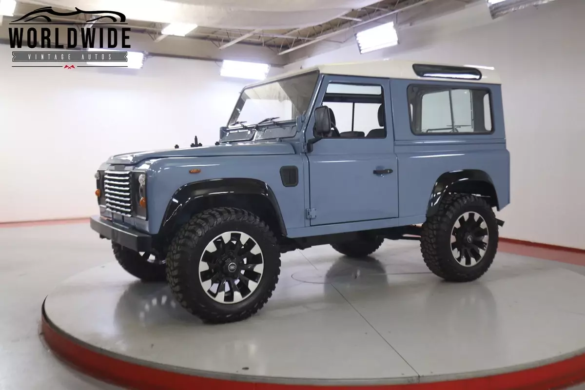 1988 Land Rover Defender