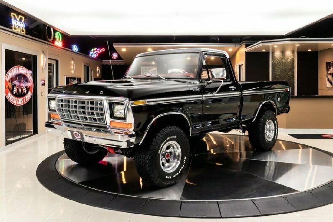 Restored F-150! Ford 300ci I6, 4-Speed Manual Transmission, PS, PB, Disc, 4X4 1979 Ford F-150 Custom Pickup 4X4