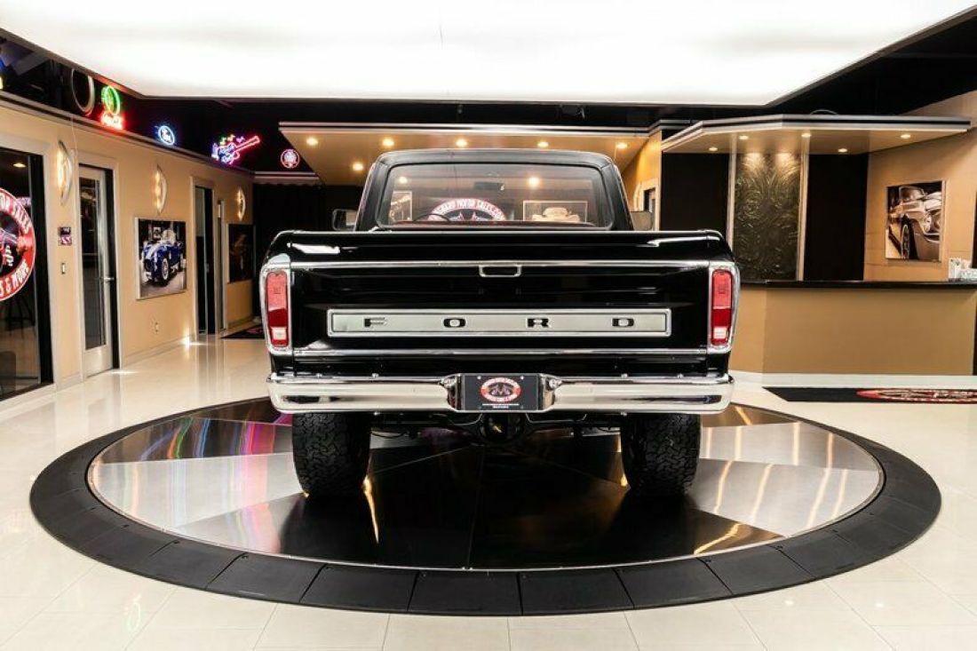 1979 Ford F-150 Custom Pickup 4X4 - photo 13