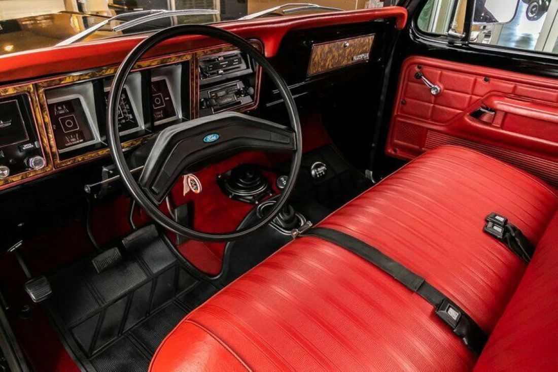 1979 Ford F-150 Custom Pickup 4X4 - photo 2