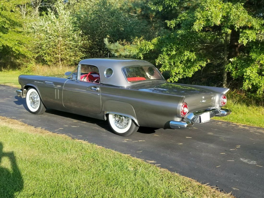 1957 Ford Thunderbird - photo 9