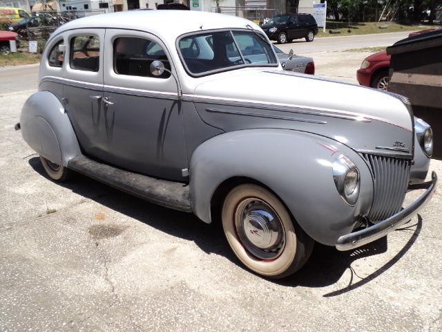 RESTORED IN 1960'S-FUN TO DRIVE-SOLID GA.CAR-NICE LOOKING! 1937 1938 1940 1941 1939 Ford DELUXE FORDOR V-8 SEDAN- FROM ESTATE SALE-STARTS,RUNS,DRIVES NICE.