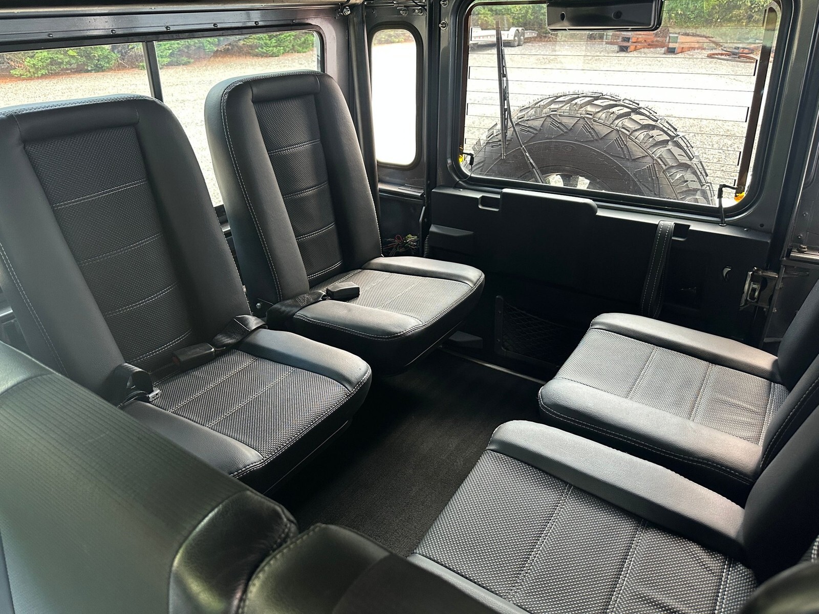 1992 Land Rover Defender 110 4x4 9 Passenger TurboDiesel 5spd - photo 8