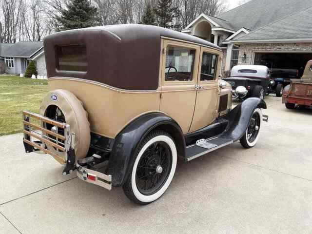 1928 Ford Model A - photo 3