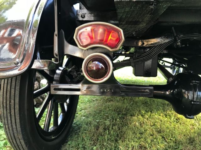 1923 Ford Model T - photo 10