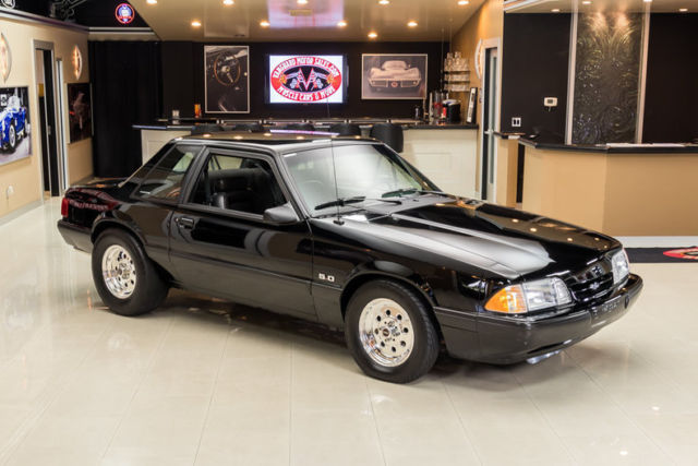 1990 Ford Mustang Notchback - photo 9