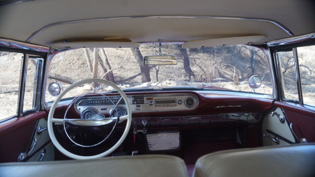 1957 Pontiac Custom Safari 2 door wagon lots! - photo 11