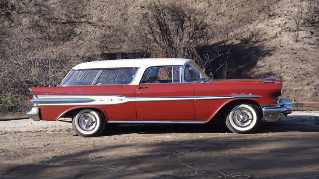 1957 Pontiac Custom Safari 2 door wagon lots! - photo 9