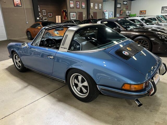 1973 Porsche 911 Restored CIS FI Targa - photo 7