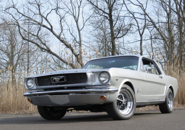 1966 Ford Mustang - photo 9