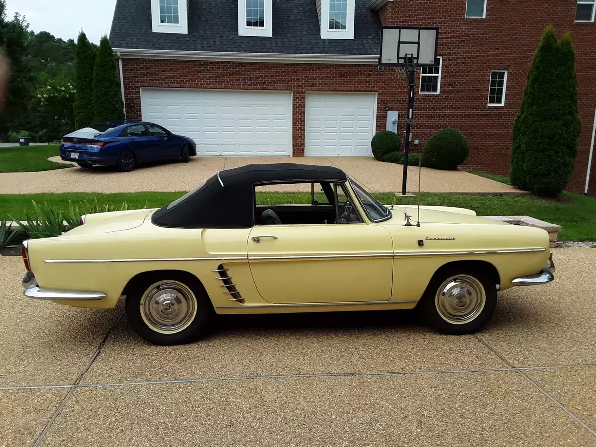 Restored rust free 1960 Caravelle (1st version top) virtually 100% original 1960 Renault Caravelle