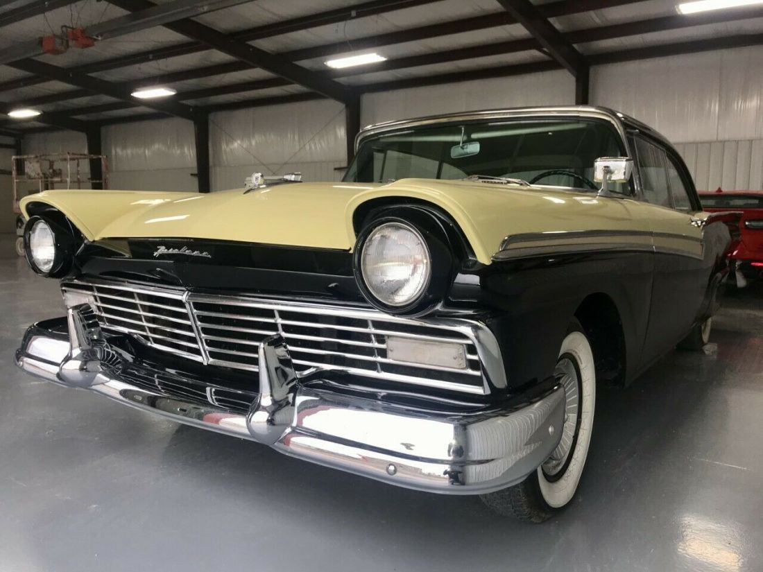 RESTORED SHOW QUALITY BLACK FAIR LANE 2 DOOR HARDTOP. SHOW WINNING RESTORATION 1957 Ford Fairlane SHOW WINNING 2 DOOR HARDTOP