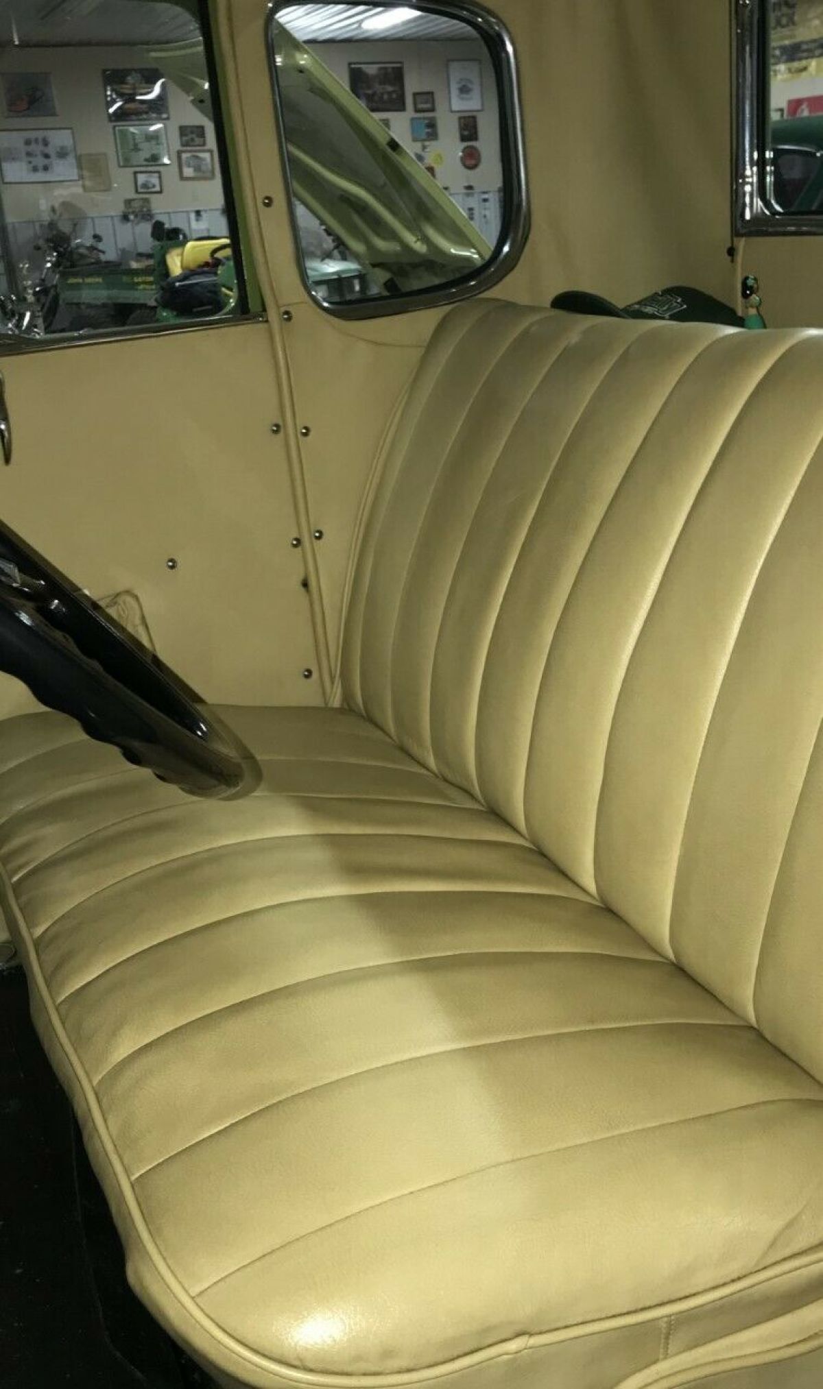 1931 Ford Model A COUPE - photo 13
