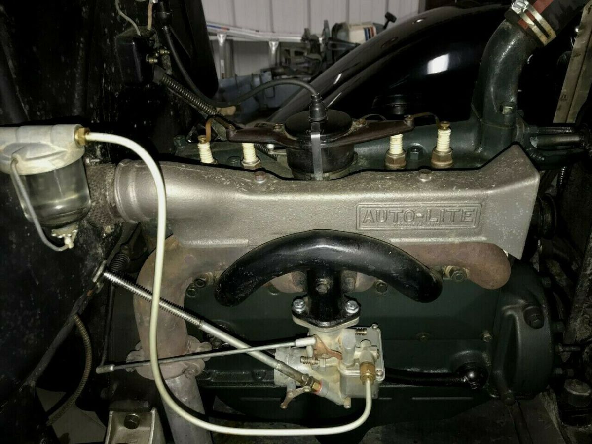 1931 Ford Model A COUPE - photo 8