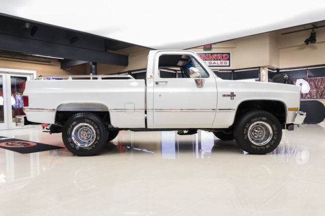 1987 Chevrolet Silverado 1500 4x4 Pickup - photo 10