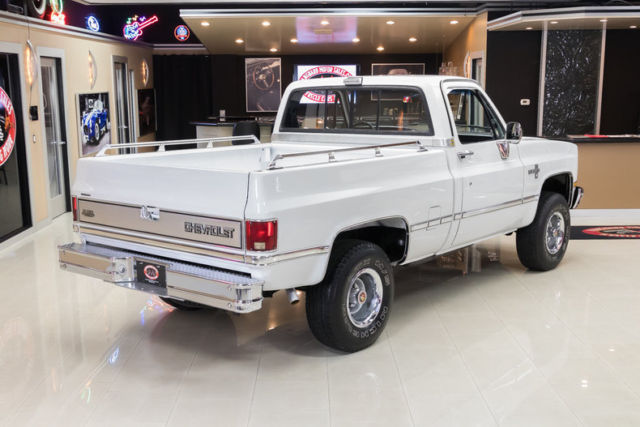 1987 Chevrolet Silverado 1500 4x4 Pickup - photo 12