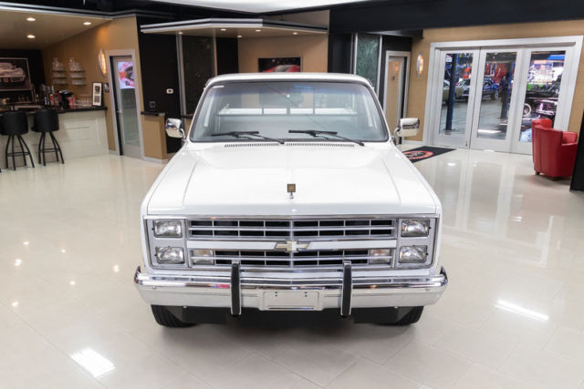 1987 Chevrolet Silverado 1500 4x4 Pickup - photo 7