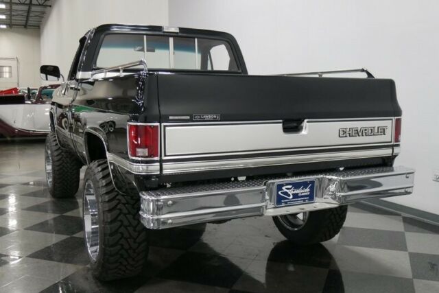 1987 Chevrolet Silverado 1500 4X4 - photo 11