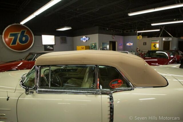 1956 Cadillac Eldorado Biarritz Convertible - photo 13